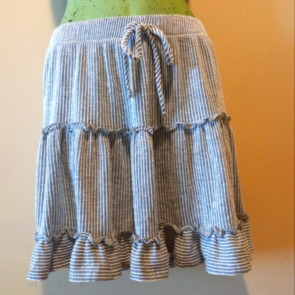 NWOT / ANTHROPOLOGIE 'CAUTION TO THE WIND' grey & white striped mini skirt